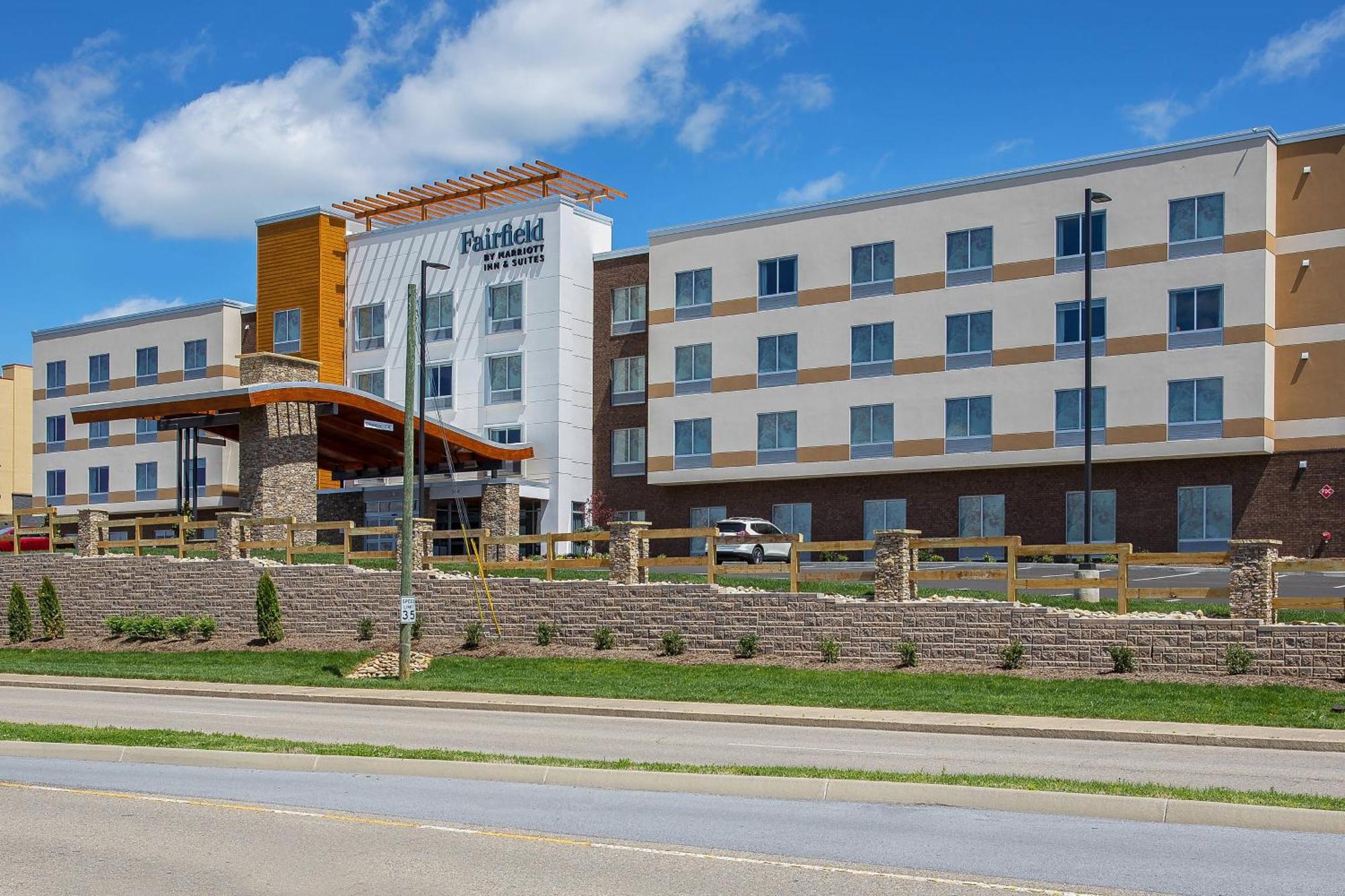 Fairfield Inn & Suites By Marriott Pigeon Forge Bagian luar foto